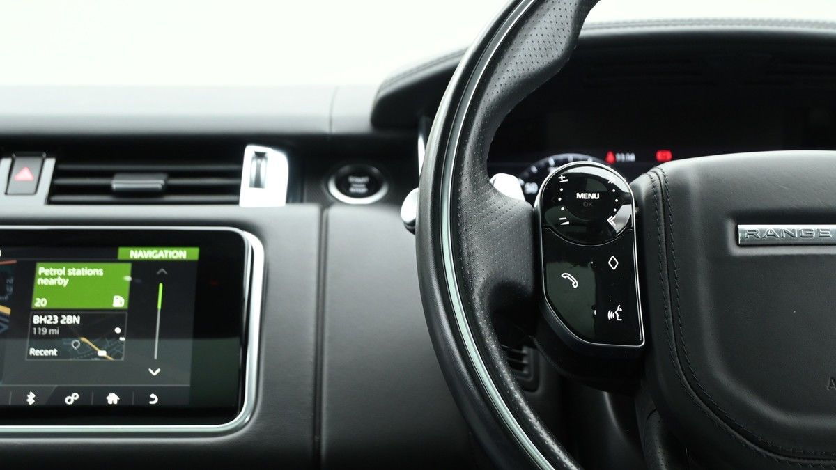 Land Rover Range Rover Sport Image 15