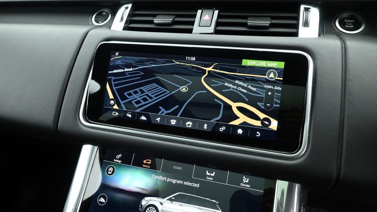Land Rover Range Rover Sport Image 11