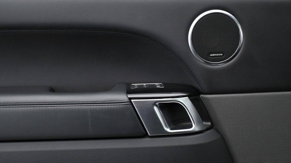 Land Rover Range Rover Sport Image 13