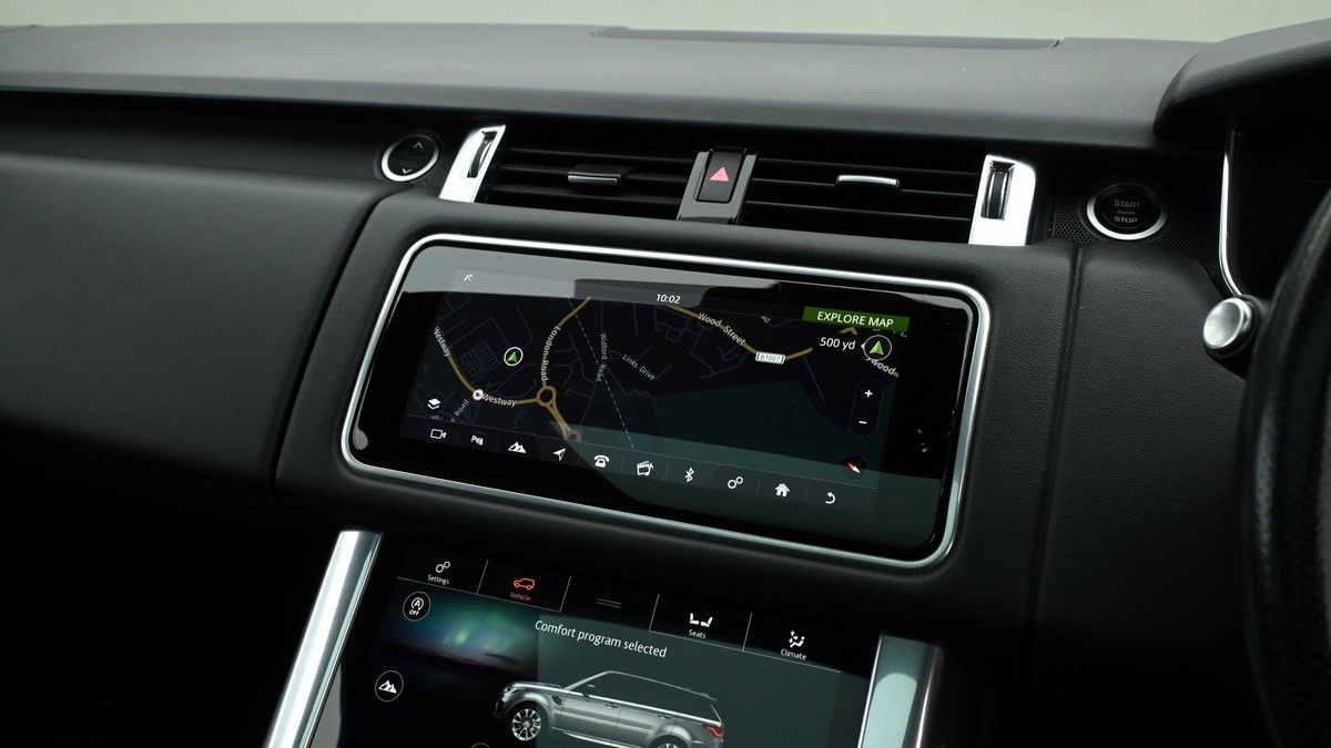 Land Rover Range Rover Sport Image 11