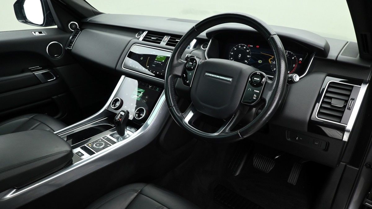 Land Rover Range Rover Sport Image 3