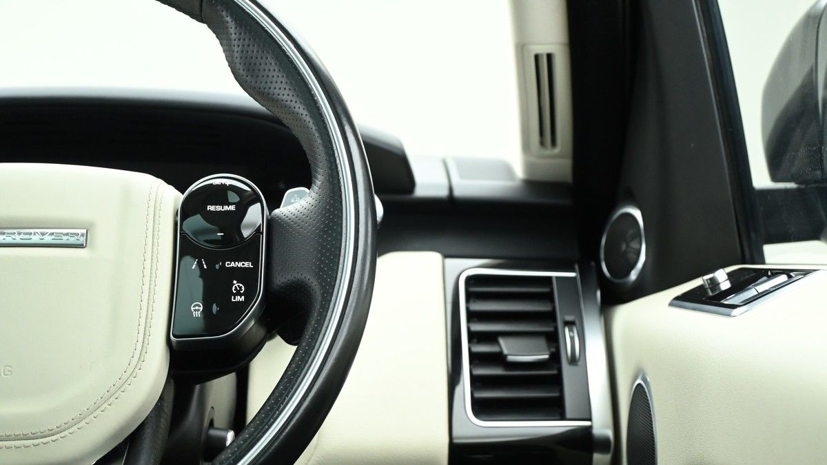 Land Rover Range Rover Sport Image 16