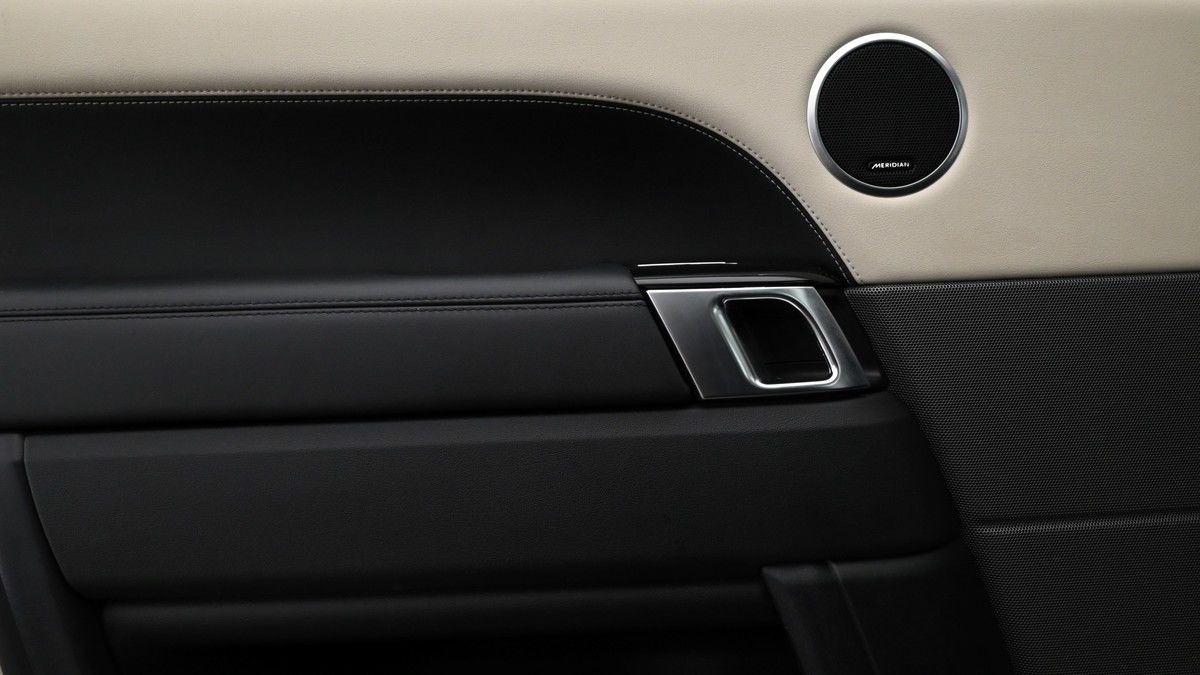 Land Rover Range Rover Sport Image 13