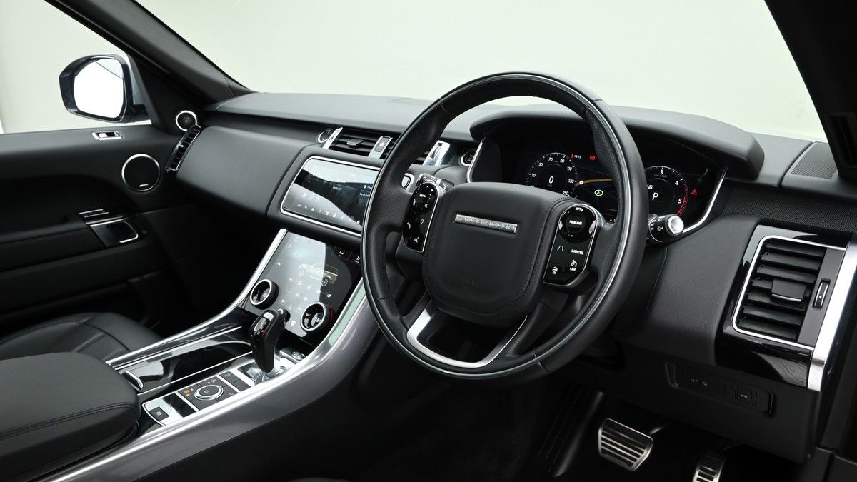 Land Rover Range Rover Sport Image 3