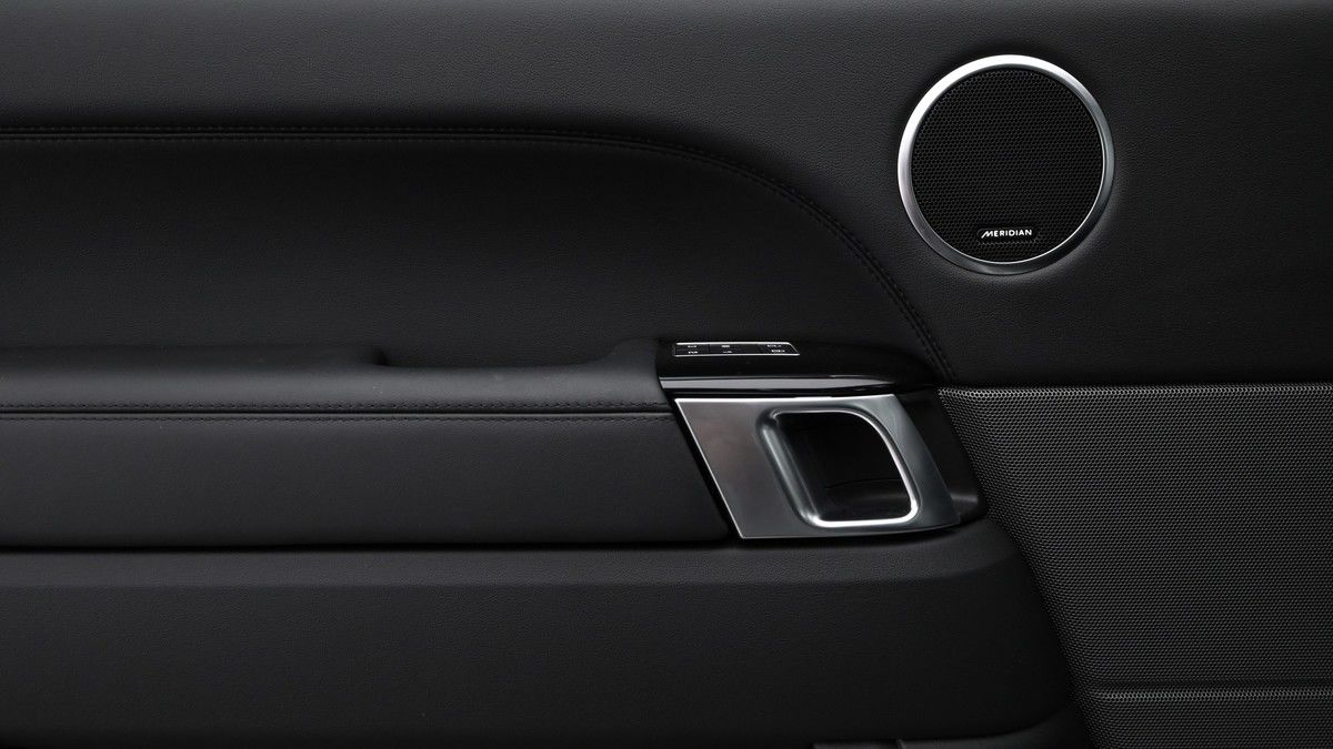 Land Rover Range Rover Sport Image 13