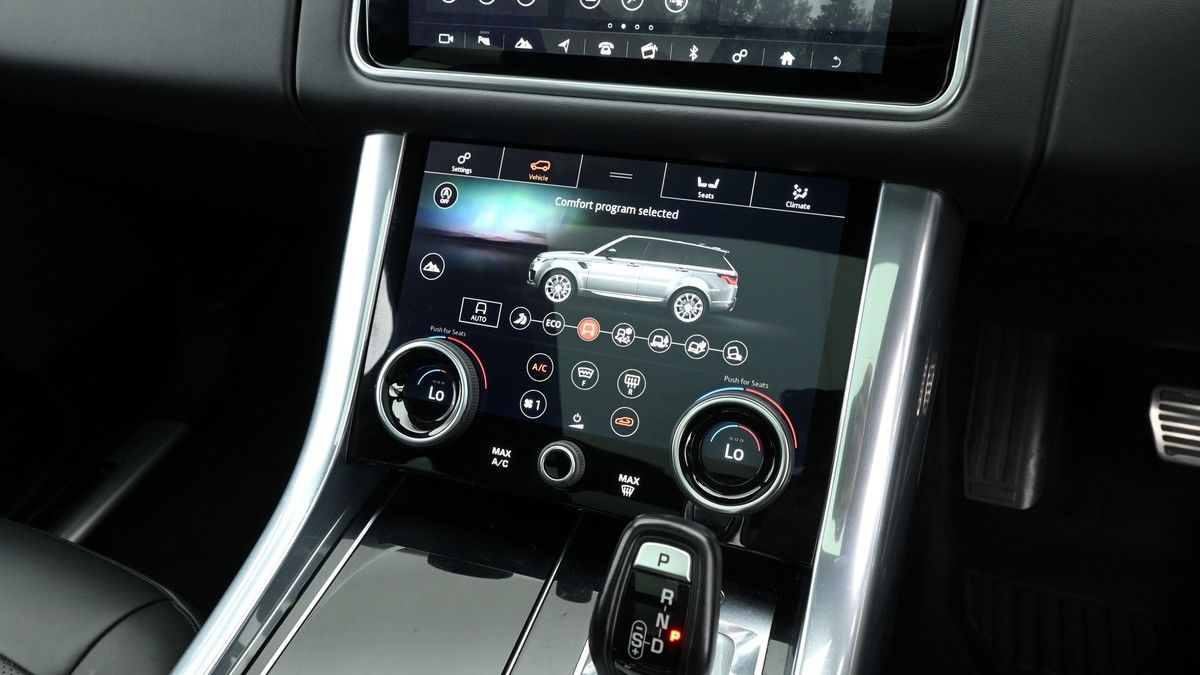 Land Rover Range Rover Sport Image 12