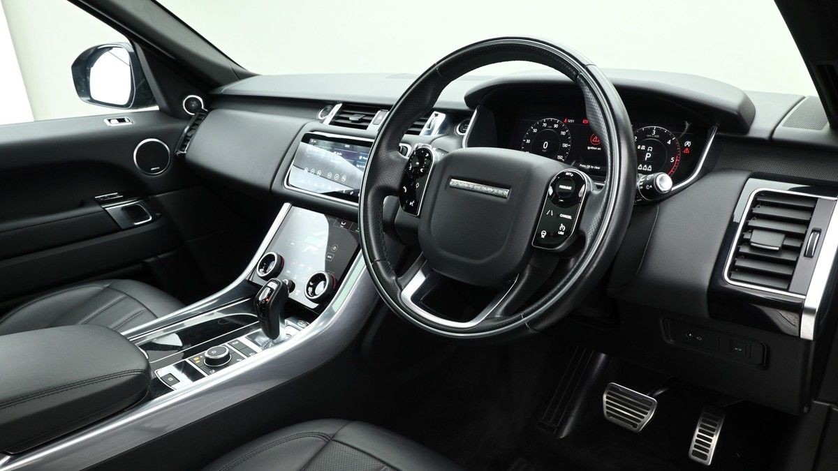 Land Rover Range Rover Sport Image 3