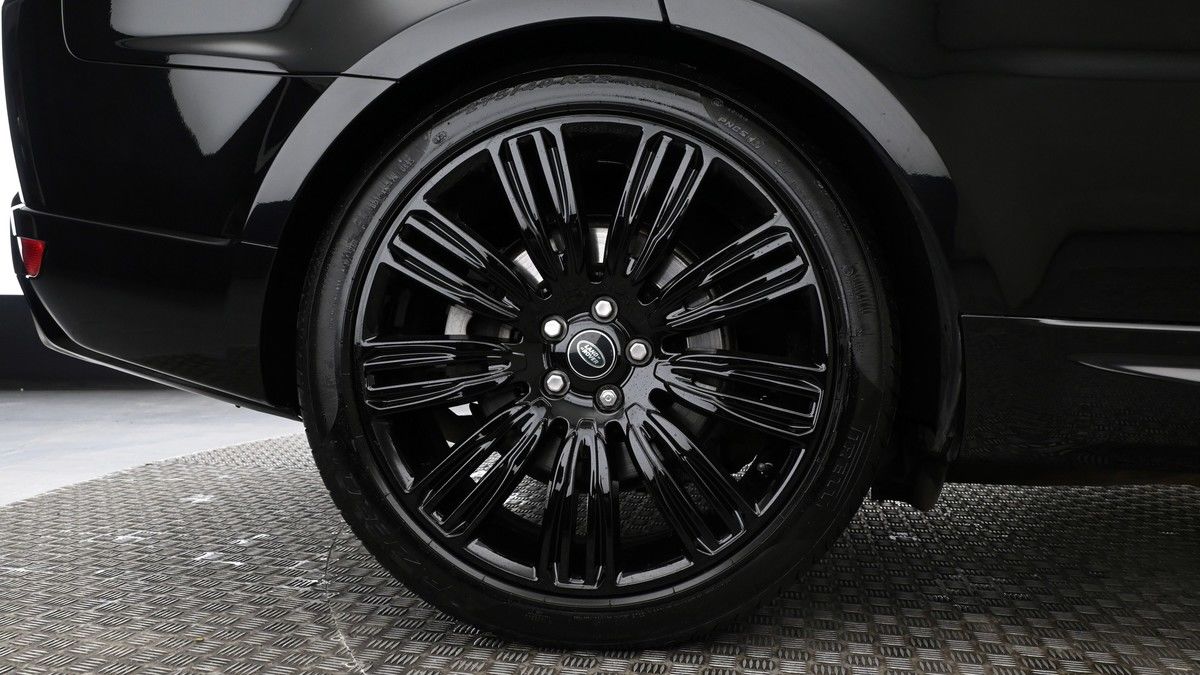 Land Rover Range Rover Sport Image 9