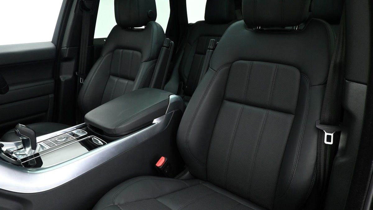 Land Rover Range Rover Sport Image 4