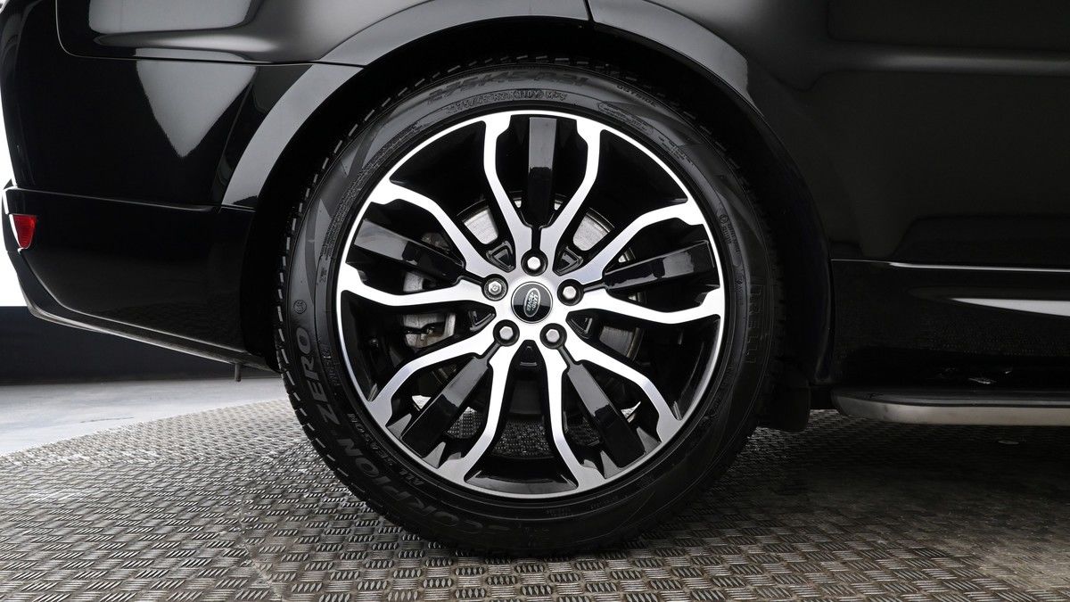 Land Rover Range Rover Sport Image 9