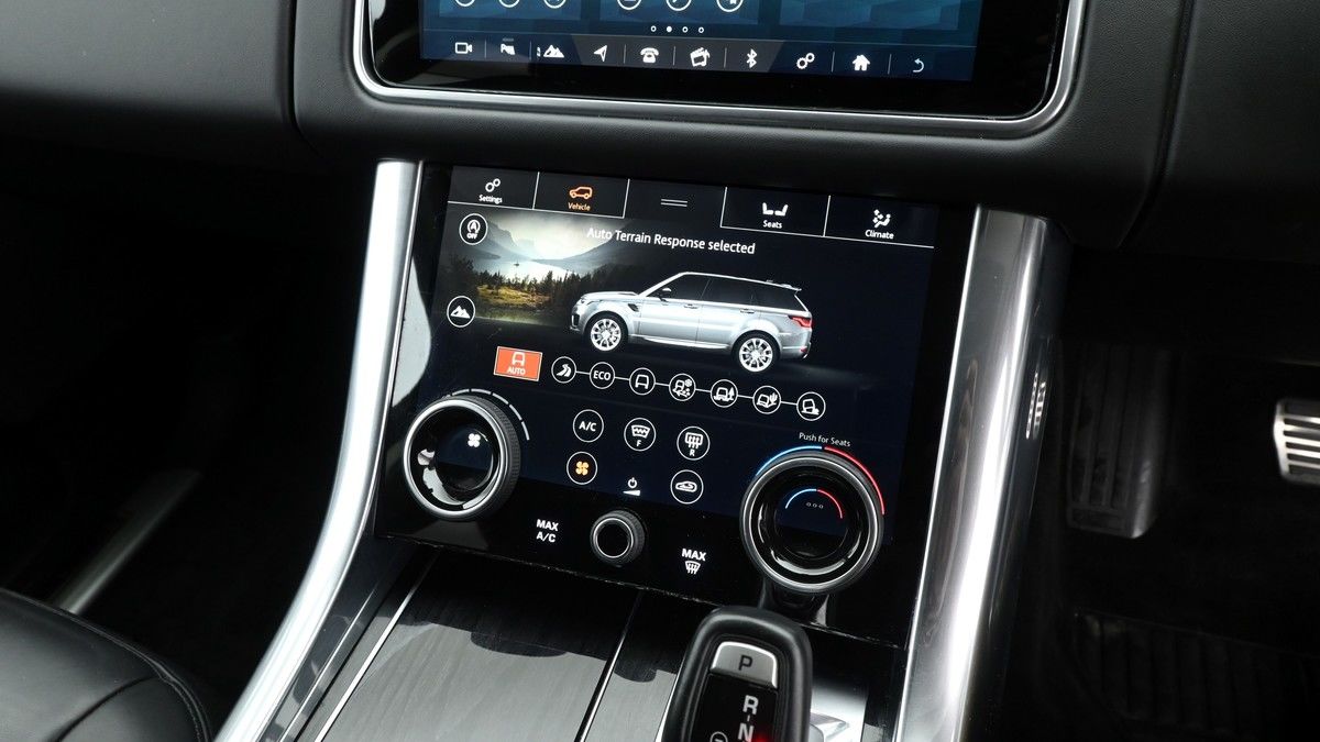 Land Rover Range Rover Sport Image 12