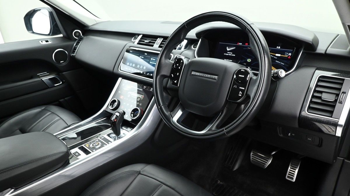 Land Rover Range Rover Sport Image 3