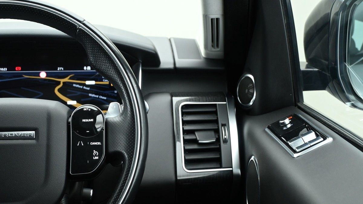 Land Rover Range Rover Sport Image 16