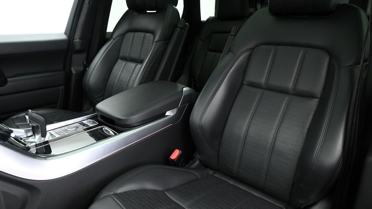 Land Rover Range Rover Sport Image 5