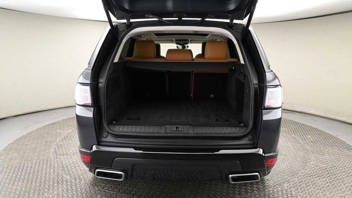Land Rover Range Rover Sport Image 11