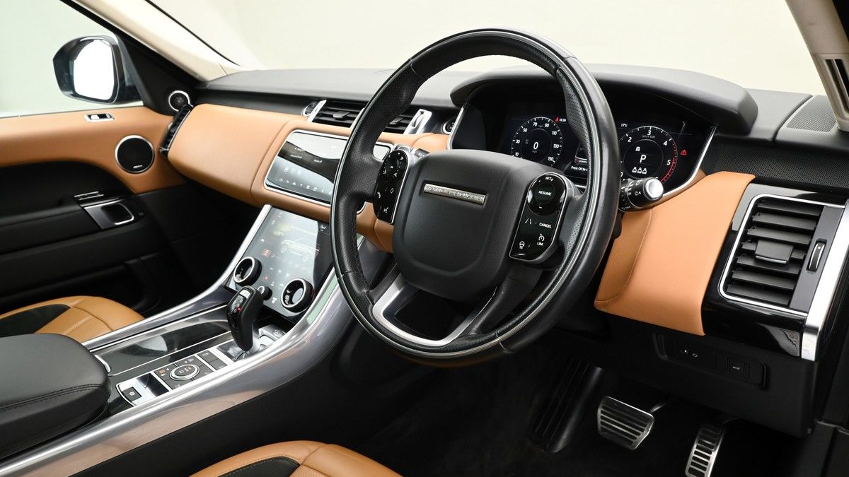 Land Rover Range Rover Sport Image 12