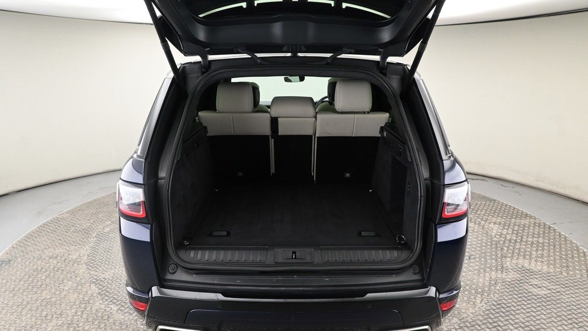 Land Rover Range Rover Sport Image 10