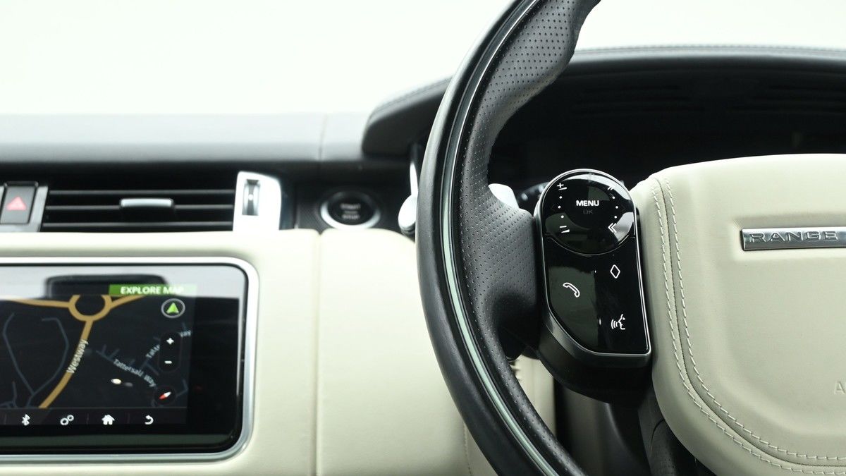 Land Rover Range Rover Sport Image 15