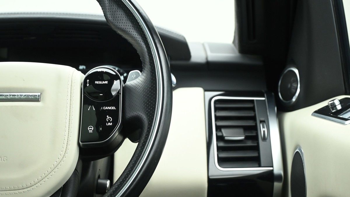 Land Rover Range Rover Sport Image 16