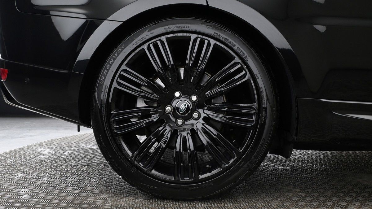 Land Rover Range Rover Sport Image 9