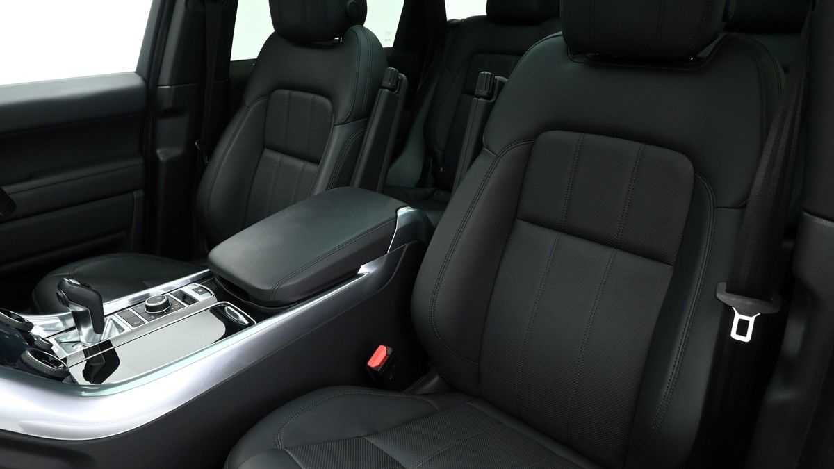 Land Rover Range Rover Sport Image 4