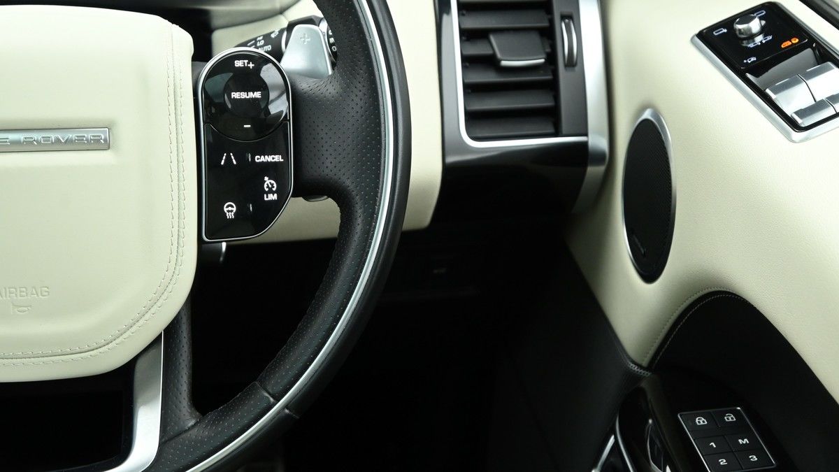 Land Rover Range Rover Sport Image 16