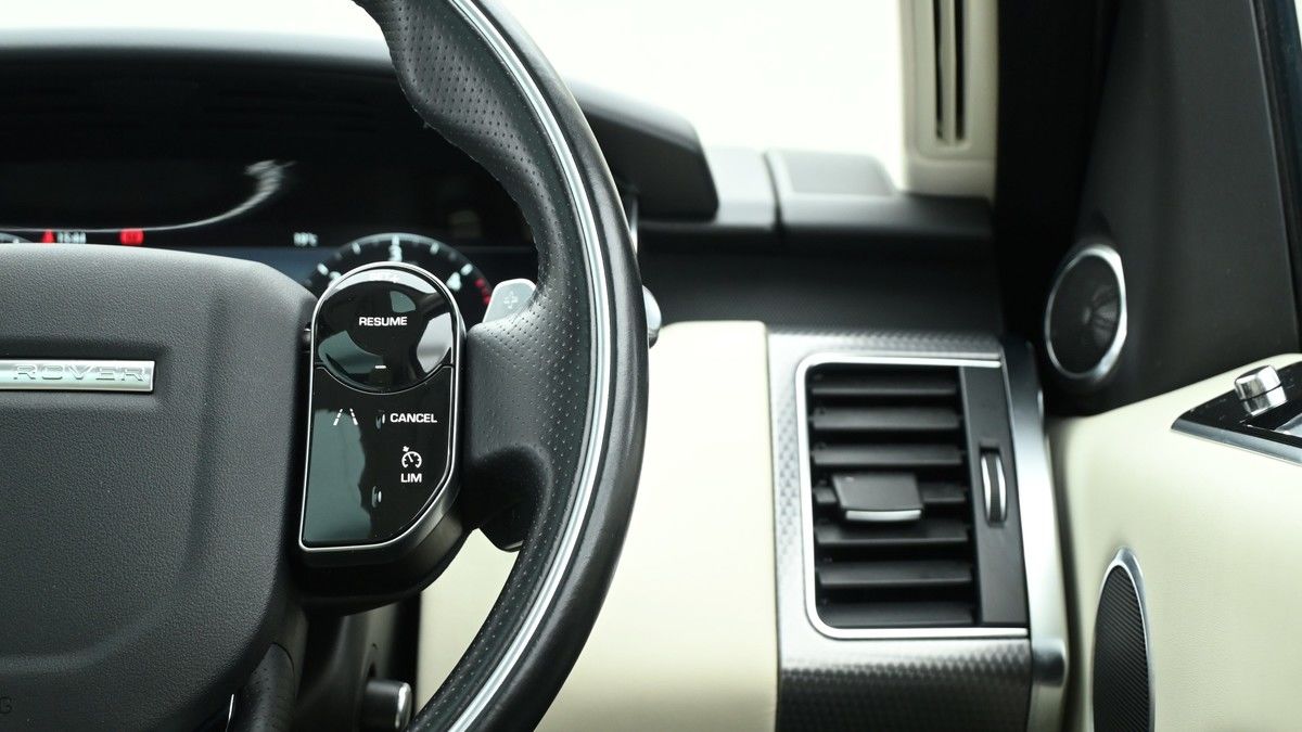 Land Rover Range Rover Sport Image 16