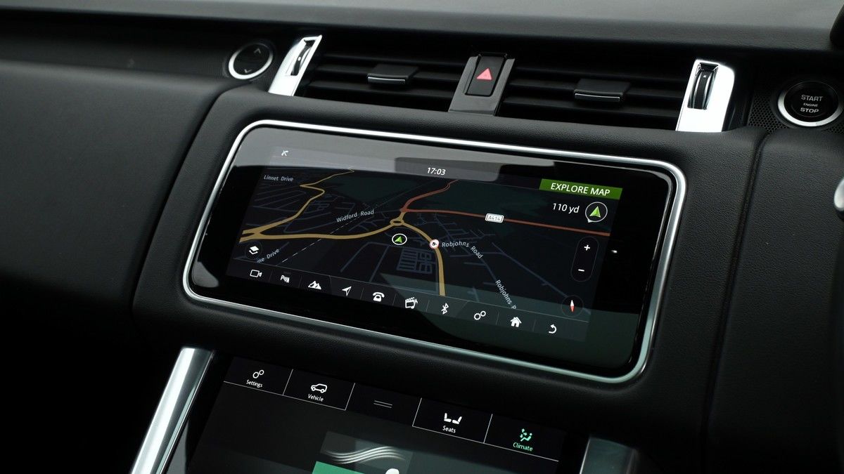 Land Rover Range Rover Sport Image 11