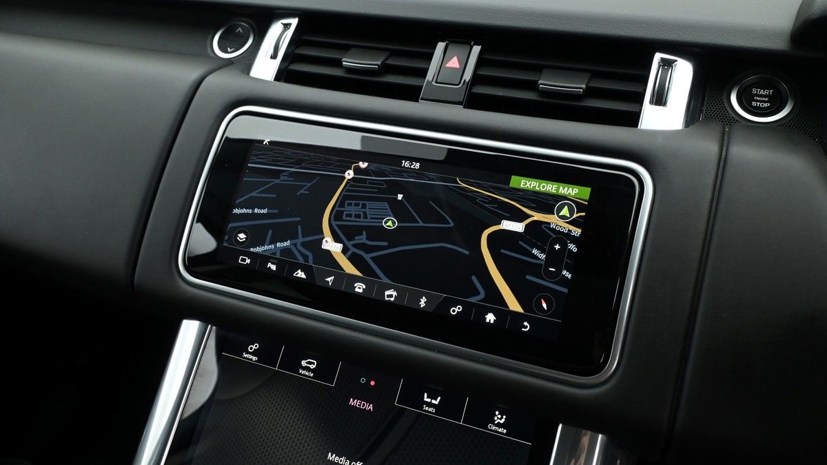 Land Rover Range Rover Sport Image 10