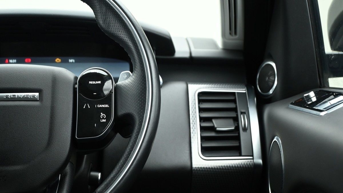 Land Rover Range Rover Sport Image 15