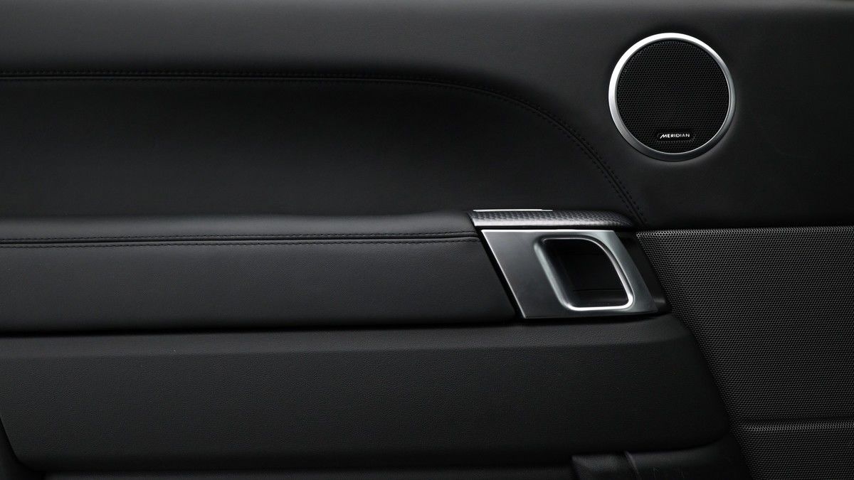 Land Rover Range Rover Sport Image 12