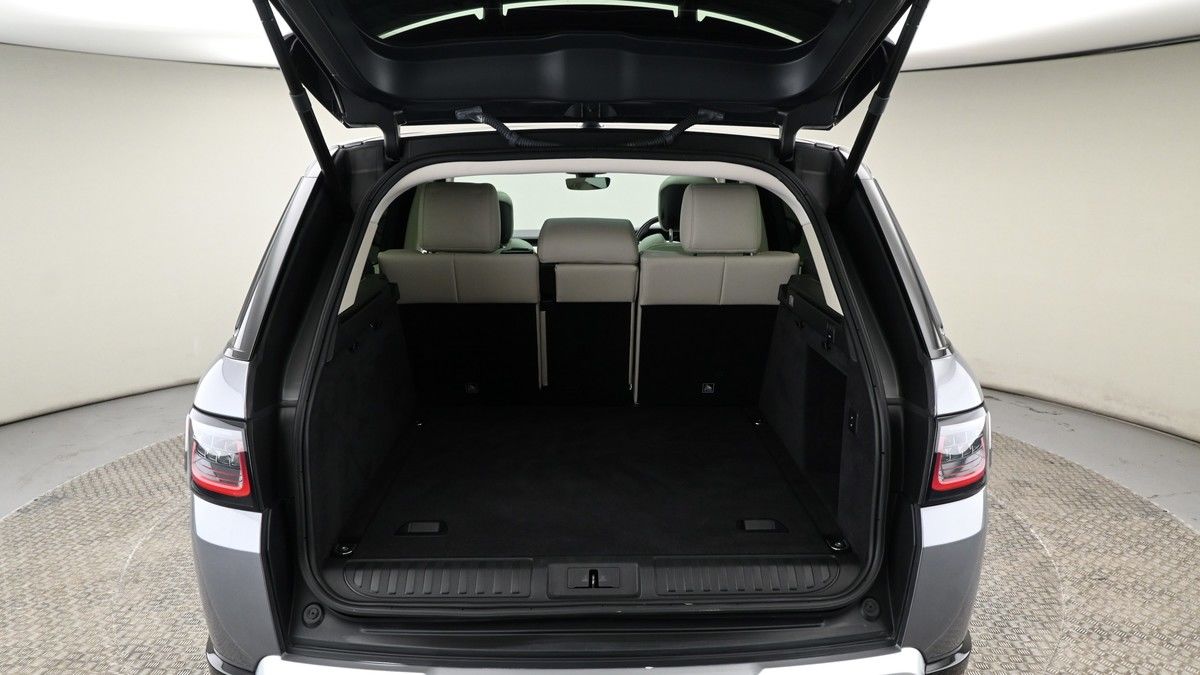 Land Rover Range Rover Sport Image 10