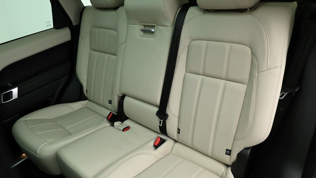 Land Rover Range Rover Sport Image 5