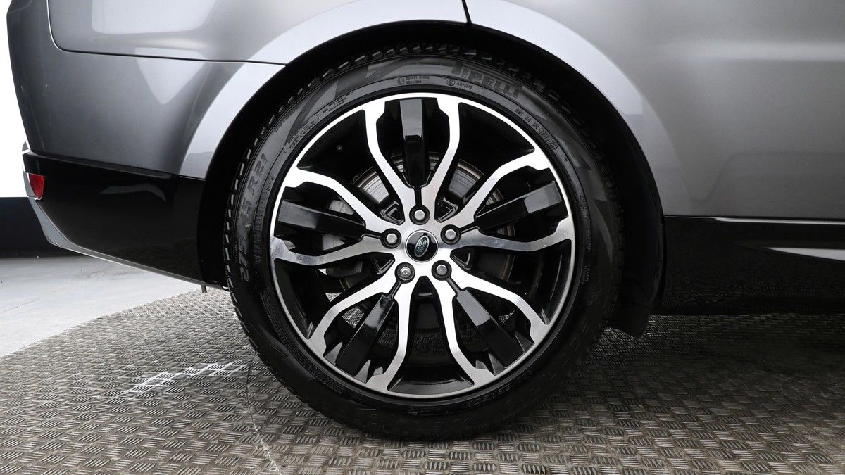 Land Rover Range Rover Sport Image 9