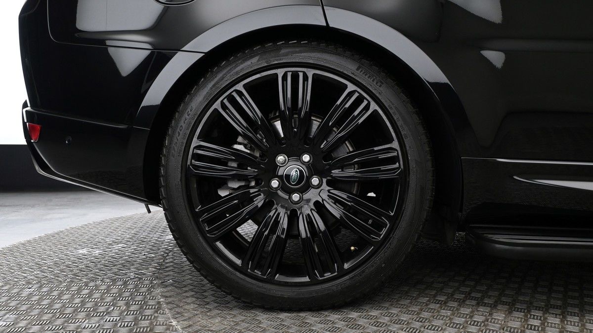 Land Rover Range Rover Sport Image 9