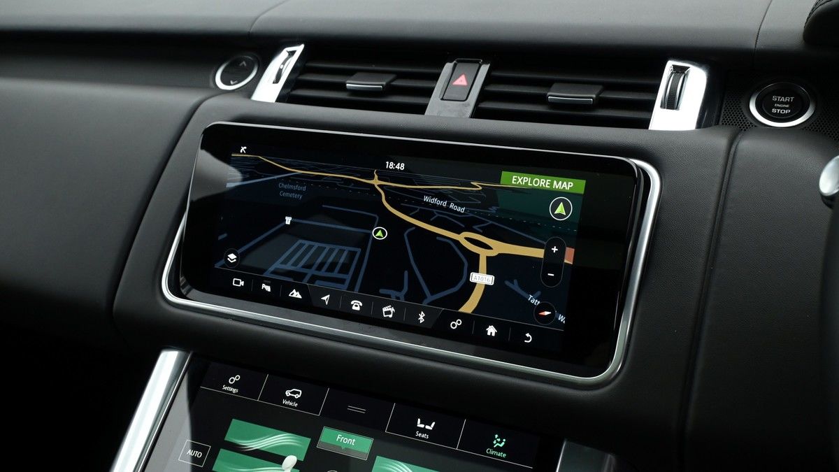 Land Rover Range Rover Sport Image 11