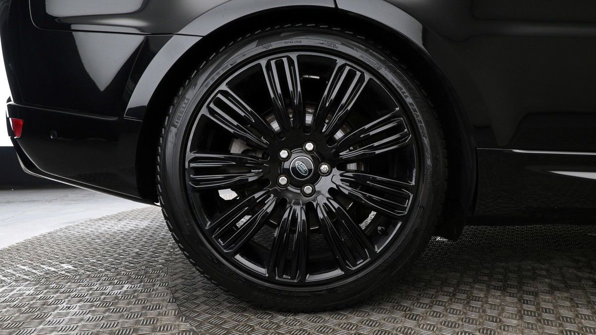 Land Rover Range Rover Sport Image 9