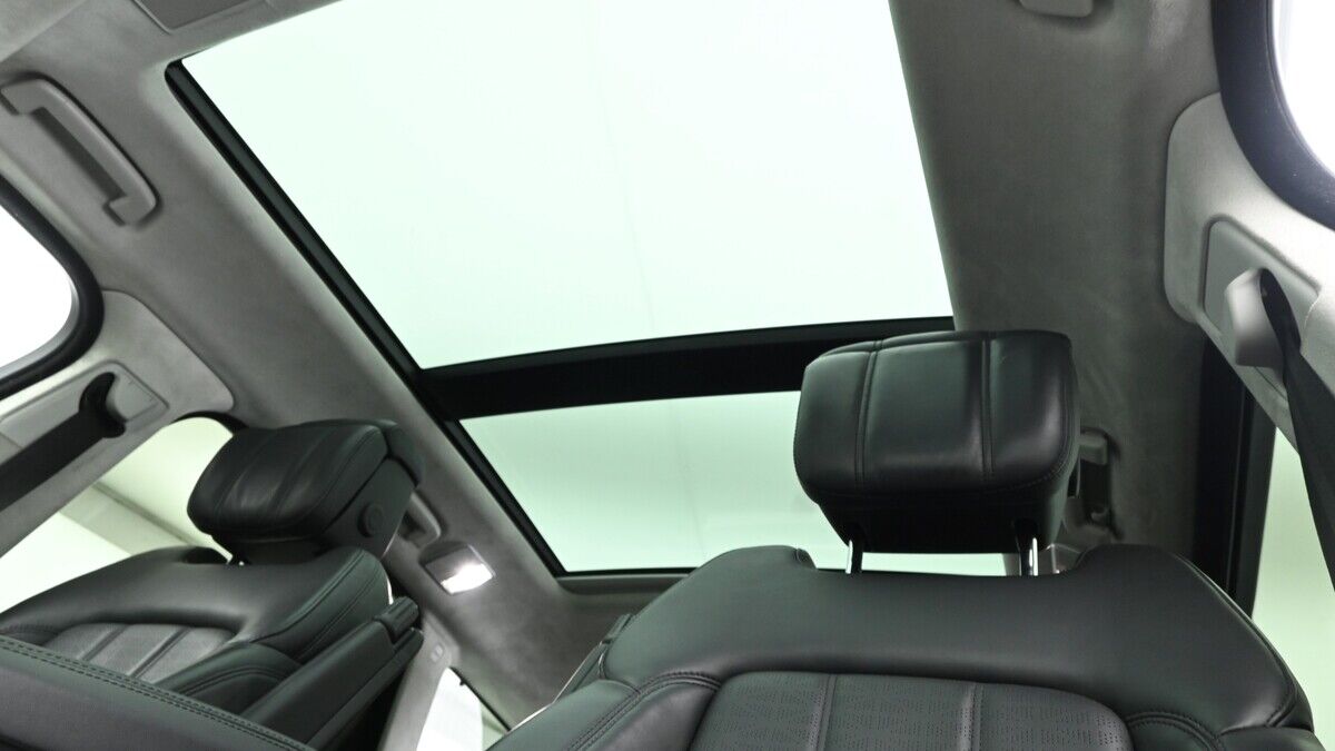 Land Rover Range Rover Sport Land Rover Range Rover Sport Image