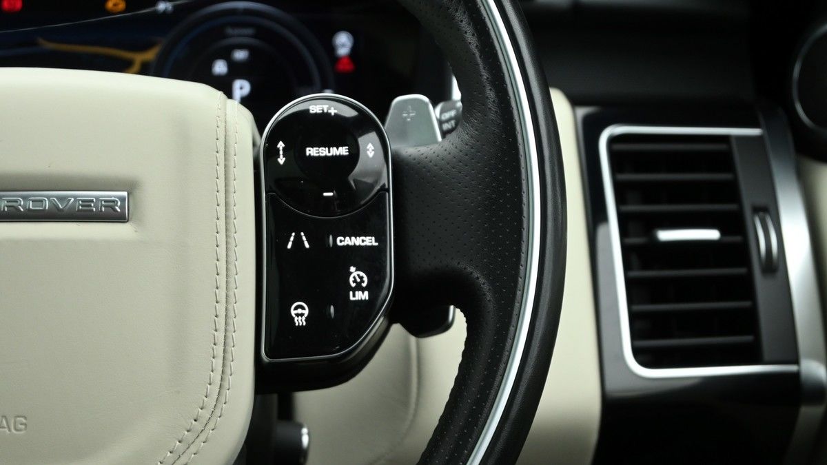 Land Rover Range Rover Sport Image 16