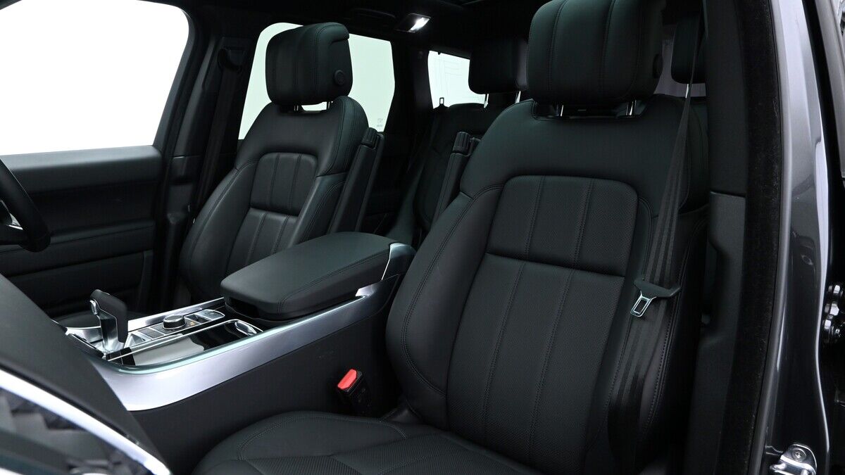 Land Rover Range Rover Sport Image 4