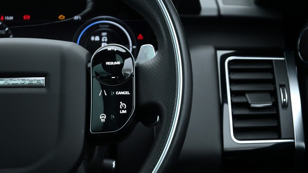Land Rover Range Rover Sport Image 16