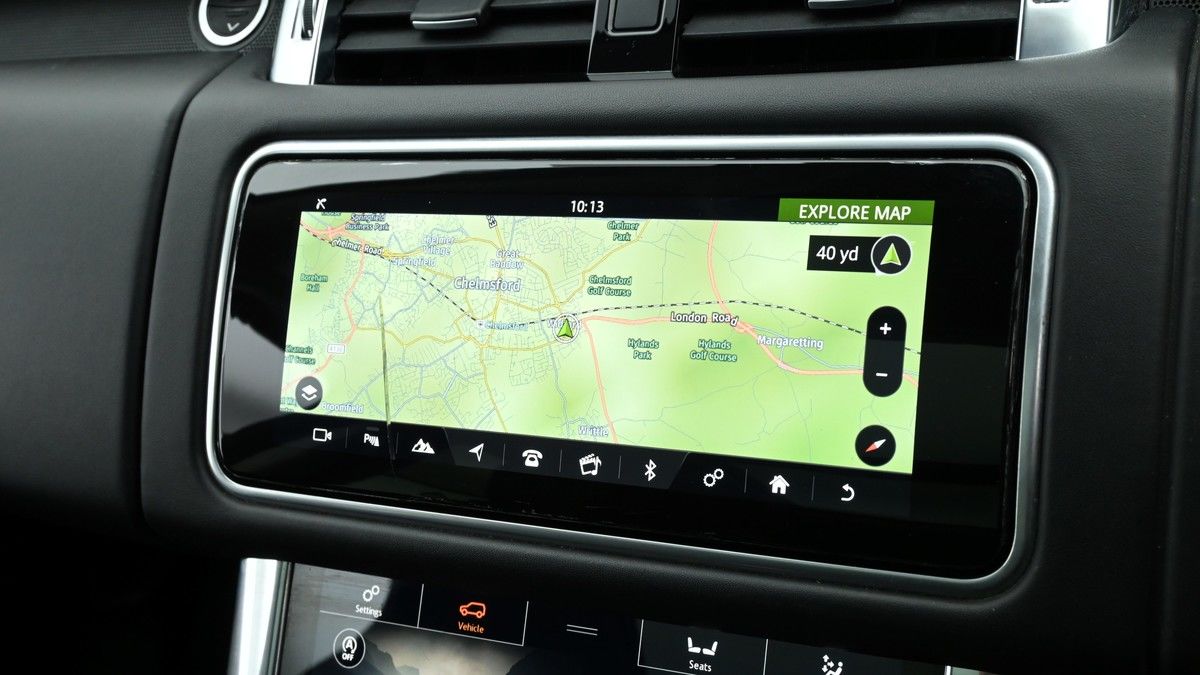 Land Rover Range Rover Sport Image 4