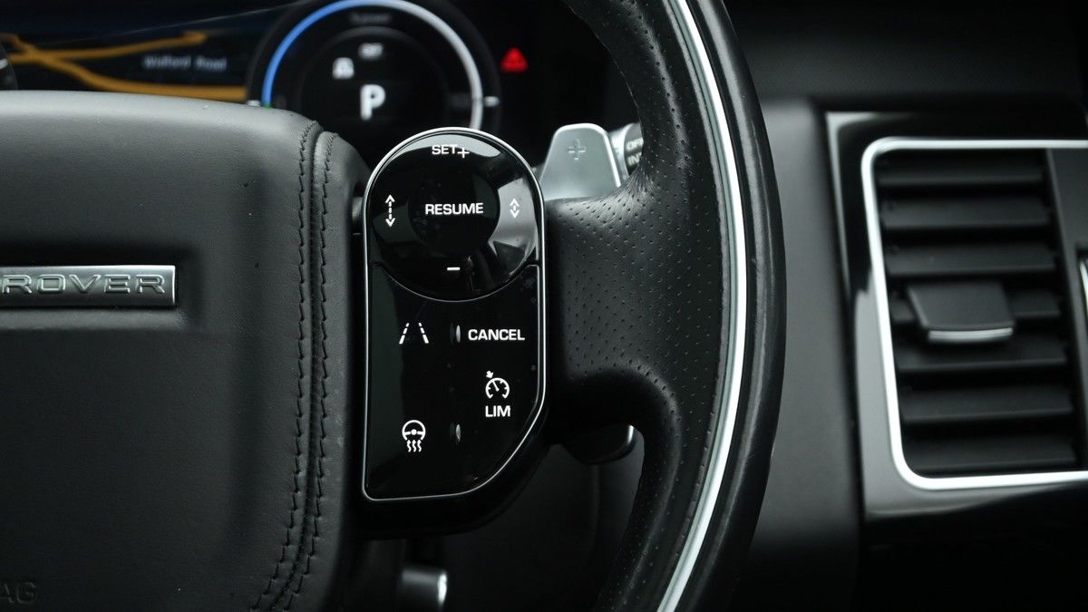 Land Rover Range Rover Sport Image 16
