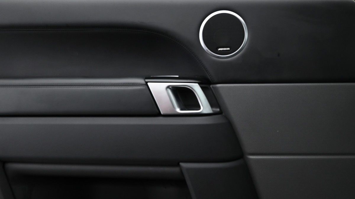 Land Rover Range Rover Sport Image 13