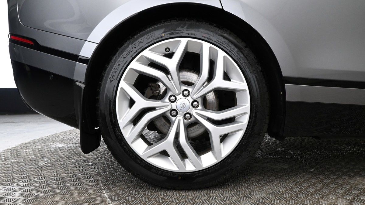 Land Rover Range Rover Velar Image 9