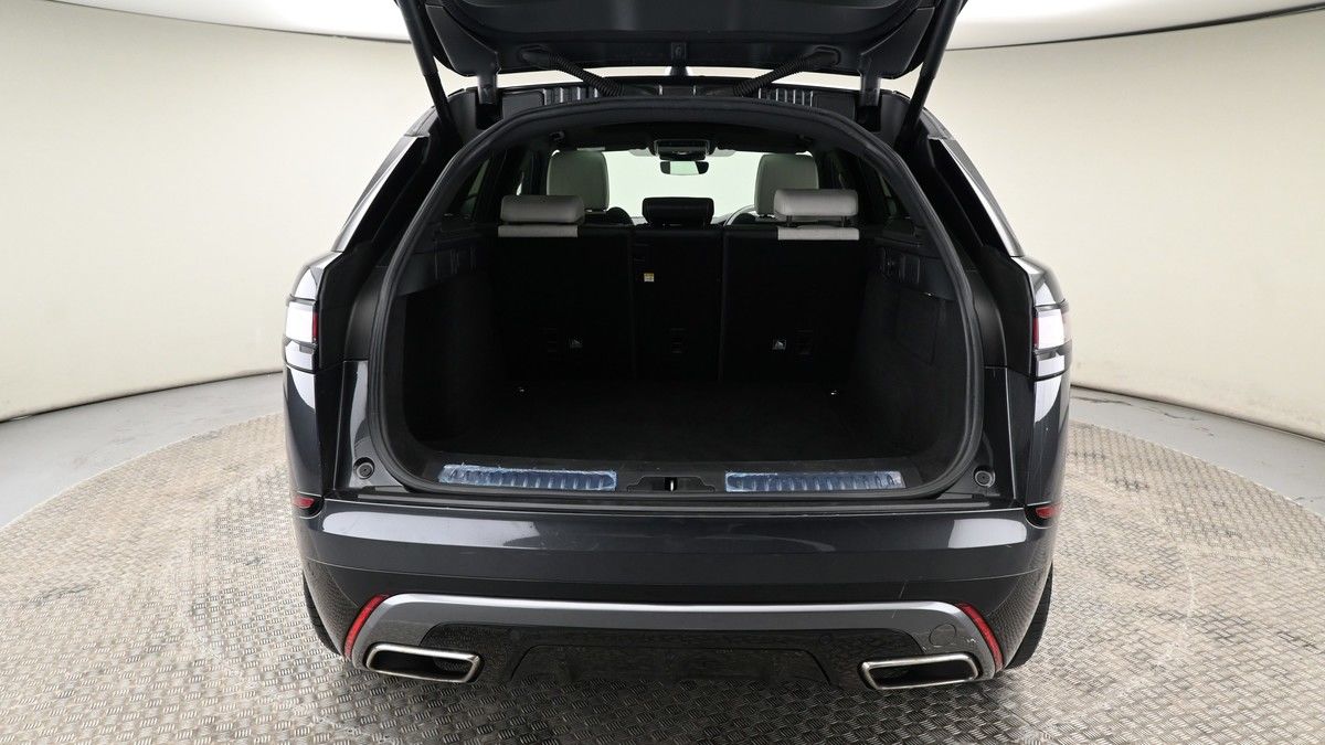 Land Rover Range Rover Velar Image 10