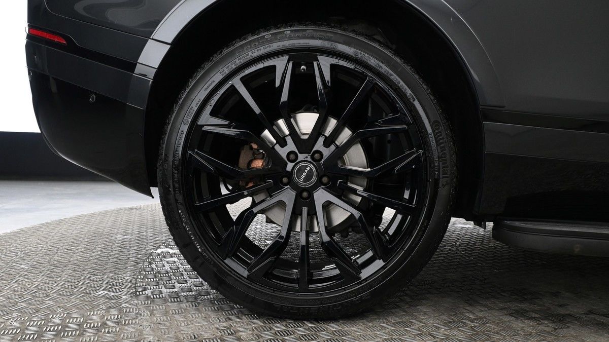 Land Rover Range Rover Velar Image 9