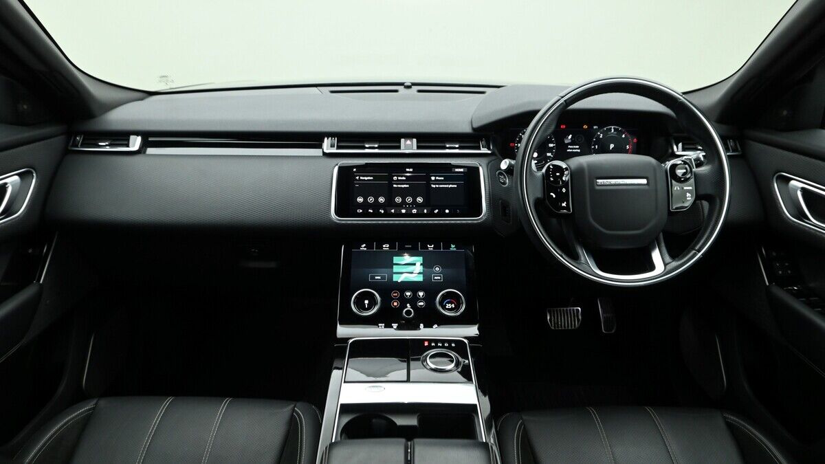 Land Rover Range Rover Velar Urban Image 14