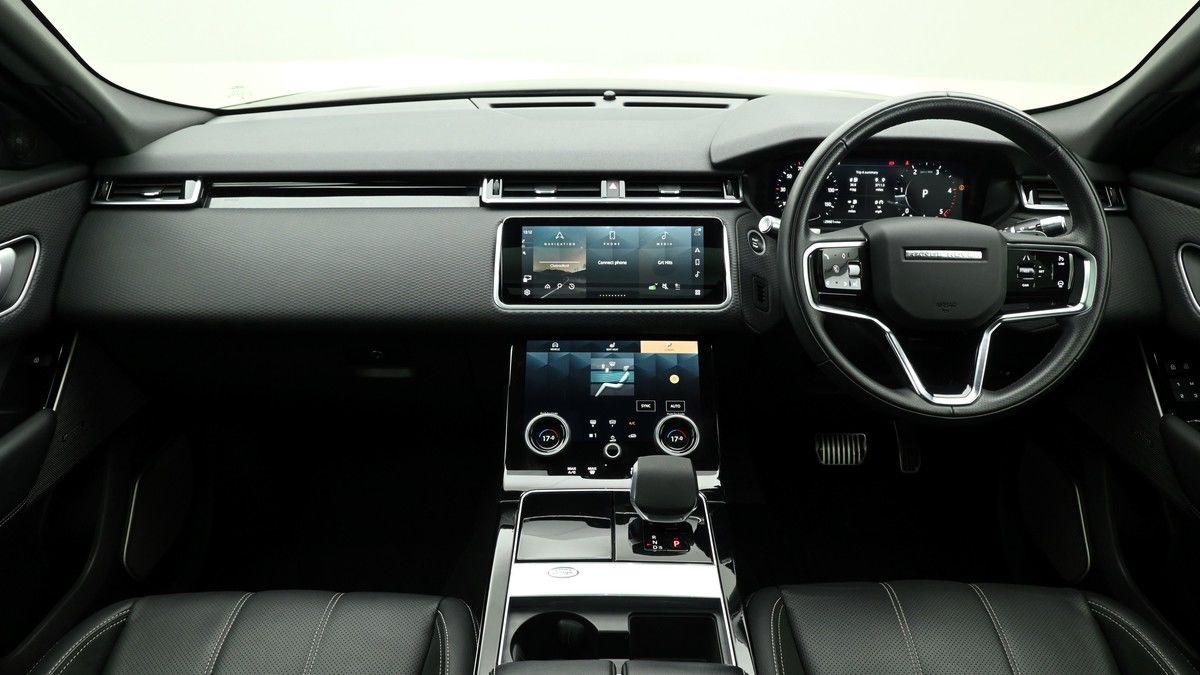 Land Rover Range Rover Velar Image 14
