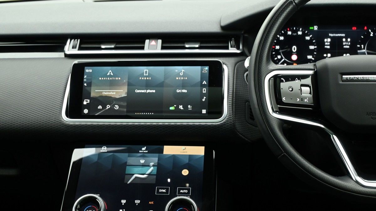 Land Rover Range Rover Velar Image 15